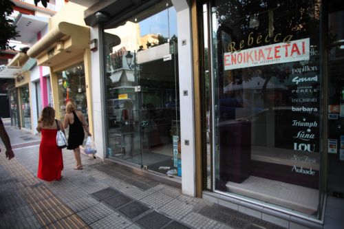 Πληθωρισμός και κλείσιμο επιχειρήσεων ανησυχούν την αγορά