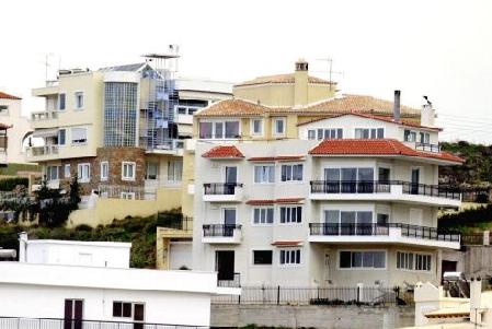 Έσοδα 1,3 δισ. ευρώ από τους φόρους στα ακίνητα προσδοκά το υπουργείο Οικονομικών