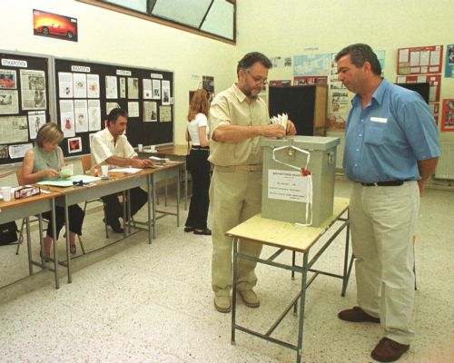 Στο τέλος του Μαΐου του 2011 οι βουλευτικές εκλογές στην Κύπρο