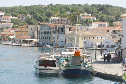 Παρεμβάσεις του ΥΠΕΚΑ σε Ελαφόνησο και Παξούς για αυθαίρετες κατασκευές