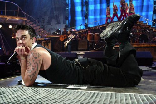 Την αγαπημένη του Άιντα Φιλντ παντρεύτηκε ο Ρόμπι Γουίλιαμς