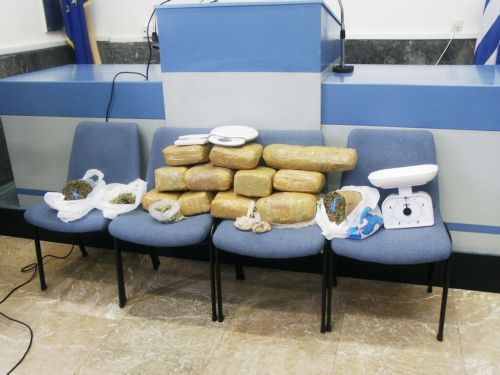 Εκατόν είκοσι κιλά ηρωίνης εντόπισαν λιμενικοί στο λιμάνι της Ηγουμενίτσας