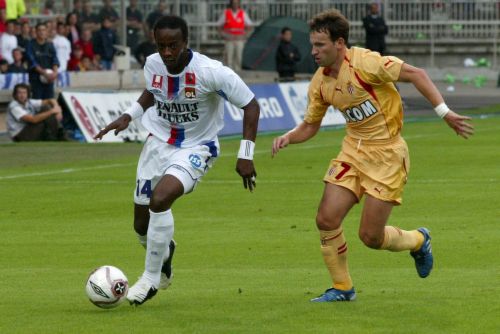 Πρεμιέρα στη Γαλλία με το ντέρμπι Λιόν – Μονάκο