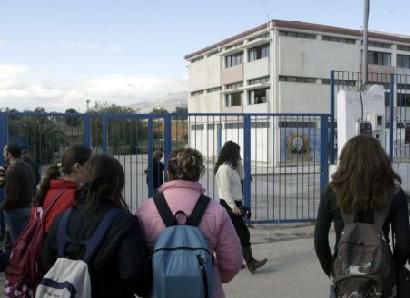 Κοπάνες τέλος σε γυμνάσια και λύκεια, διαμηνύει το υπουργείο Παιδείας