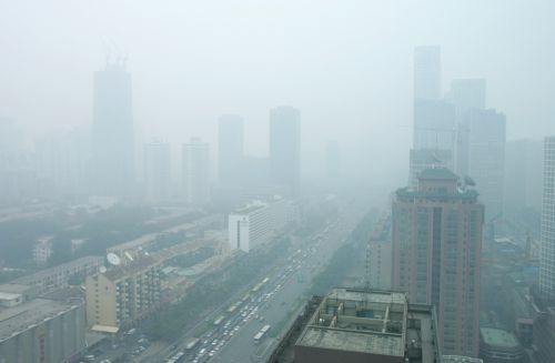 Χωρίς ηλεκτροδότηση για ένα μήνα 500 ρυπογόνα εργοστάσια στην Κίνα