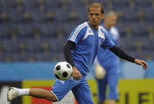 Υπέγραψε στην Αρλ ο Άγγελος Μπασινάς