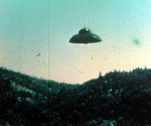 Συγκάλυψη περιστατικού με UFO φέρεται να διέταξε ο Τσόρτσιλ, αποκαλύπτουν αρχεία