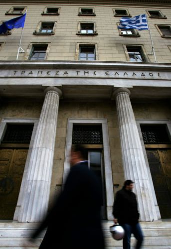 Συνεχίστηκε η επιβράδυνση στις χορηγήσεις δανείων τον Ιούλιο