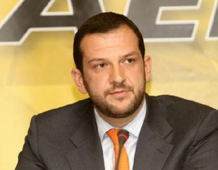 Μέχρι 400.000 ευρώ δίνει η ΑΕΚ για στόπερ, σύμφωνα με τον Αδαμίδη