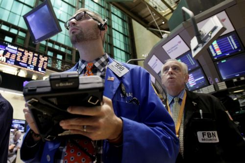 Απώλειες την Τρίτη στα αμερικανικά και ευρωπαϊκά χρηματιστήρια