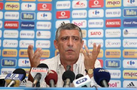 Ο Σάντος αλλάζει σύστημα και… ανοίγει την πόρτα της Εθνικής