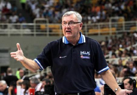 Αγχωμένος ο Καζλάουσκας επειδή η εθνική αργεί να συγκεντρωθεί