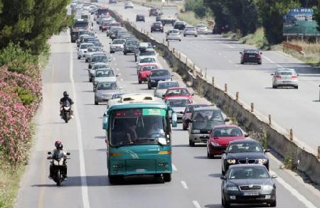 Σχέδιο για τη βελτίωση της οδικής ασφάλειας παρουσίασε η Ευρωπαϊκή Επιτροπή