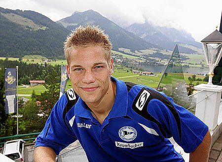 «Κυανέρυθρος» για τα επόμενα δύο χρόνια ο Δανός Κάσπερ Ρίσγκαρντ