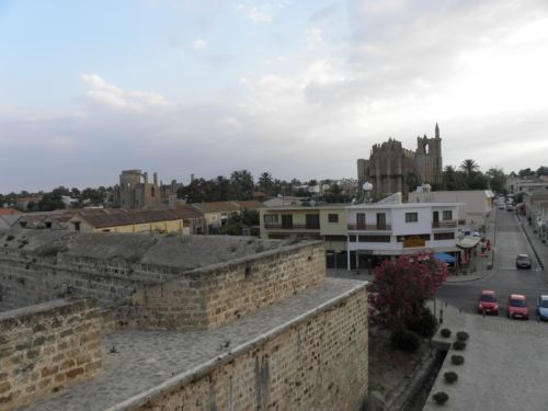 Για αντιπερισπασμό της Τουρκίας στο θέμα της Αμμοχώστου μιλά ο κυπριακός Τύπος