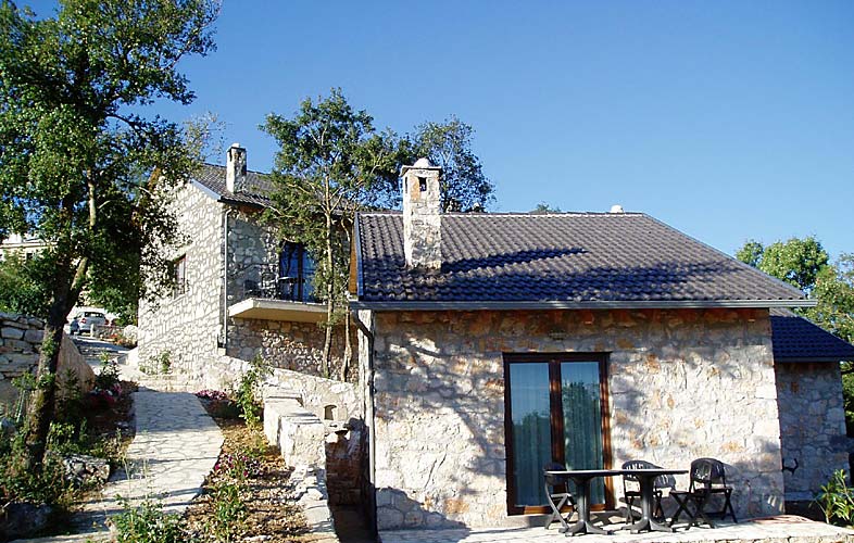 Το Ξενοδοχείο «Lanassa» στο Κωστήτσι Ιωαννίνων