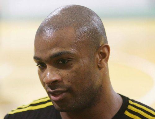 Και την καρδιά του στο… παρκέ είναι διατεθειμένος να αφήσει ο Πι Τζέι Τάκερ