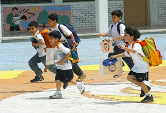 Πρόληψη και αντιμετώπιση ατυχημάτων στο σχολείο: Απλές συμβουλές για μαθητές, γονείς και εκπαιδευτικούς