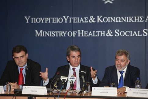 «Λιγότερα κέρδη περισσότερη λογική» το μήνυμα Λοβέρδου στους προμηθευτές των νοσοκομείων