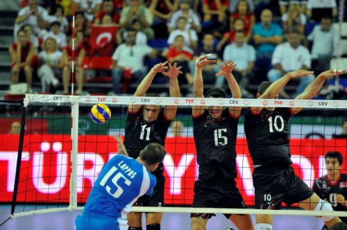 Αναχωρεί η Εθνική βόλεϊ για Ηράκλειο περιμένοντας τον Λάππα