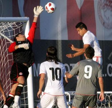 Ο Πάντελιτς πρωταγωνιστής του ενδοοικογενειακού «διπλού» του Ολυμπιακού