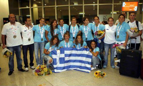 Υποδοχή Μπιτσαξή στην επιστροφή της «ασημένιας» Εθνικής πόλο