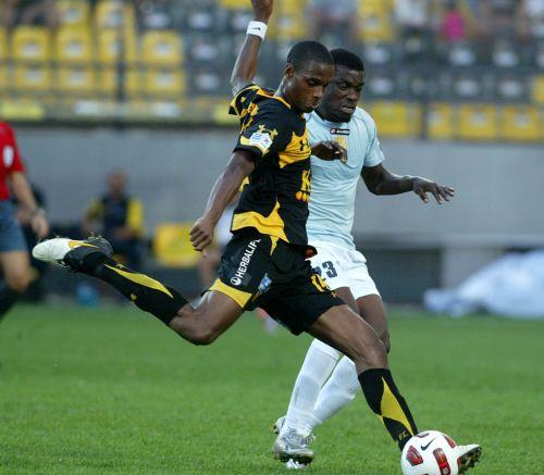 Όταν «μίλησε» ο Σέζαρεκ, πήρε το «τρίποντο» ο Αρης