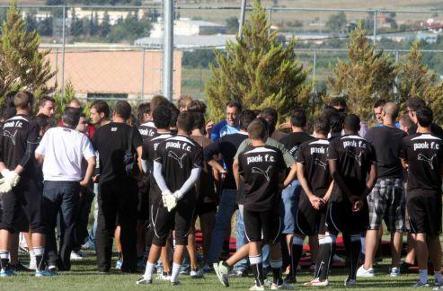 Εξηγήσεις ζήτησαν οπαδούς του ΠΑΟΚ από παίκτες και τεχνικό επιτελείο