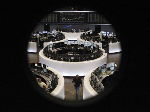 Προτάσεις για ανοικτές πωλήσεις και CDS παρουσιάζει την Τετάρτη η Κομισιόν