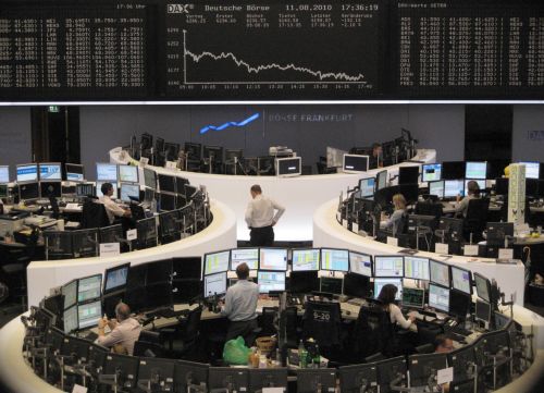 Ευρωπαϊκό «φρένο» στις ανοικτές πωλήσεις μετοχών και ομολόγων
