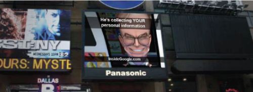 Ακρως καυστική κριτική στο Google στην Times Square