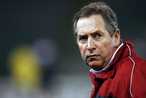 Και επισήμως στον πάγκο της Αστον Βίλα ο Ζεράρ Ουγέ