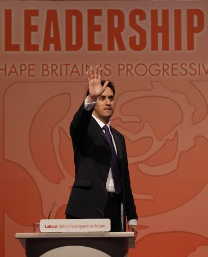 «Δεν έχω εξαρτήσεις» λέει ο νέος ηγέτης των Εργατικών δείχνοντας τα συνδικάτα