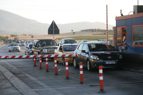 Διαδρομή Αθήνα-ΔΕΘ χωρίς (;) διόδια από πολίτες που αρνούνται να πληρώσουν