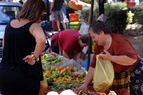 Κανονικά η λειτουργία των λαϊκών αγορών την Πέμπτη παρά την απεργία των παραγωγών