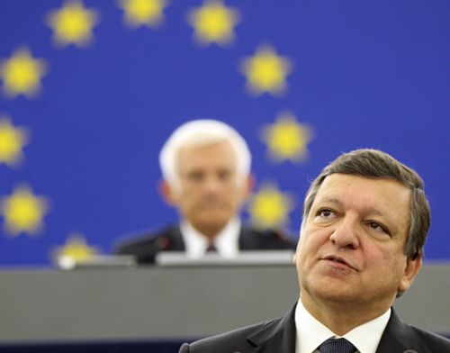 Παρέμβαση Μπαρόζο για τους Ρομά με συγκαλυμμένη κριτική στη Γαλλία