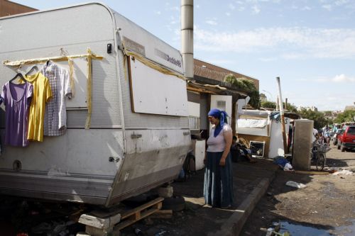 «Ρατσιστικό Oλοκαύτωμα» χαρακτήρισε ο Φ.Κάστρο την πολιτική της Γαλλίας για τους Ρομά