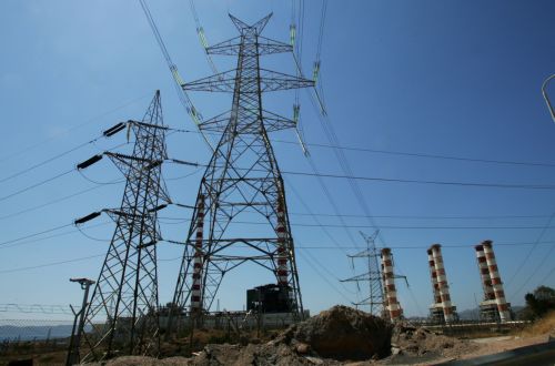 Για νέες αυξήσεις στην τιμή του ρεύματος «λόγω μεθοδεύσεων» προειδοποιεί η ΓΕΝΟΠ