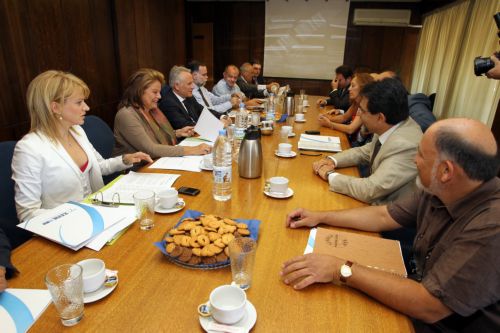 Συνάντηση Ραγκούση-Κατσέλη με το προεδρείο του Συνδέσμου Επιχειρήσεων Πληροφορικής