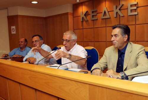 Το Μνημόνιο ευθύνεται για τη δεινή οικονομική κατάσταση των δήμων, λέει η ΚΕΔΚΕ
