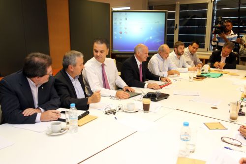 Η νίκη σε οκτώ από τις 13 Περιφέρειες, ο στόχος της Ιπποκράτους