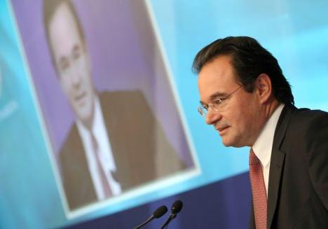 Ανάκαμψη εσόδων το Σεπτέμβριο, αισιόδοξος ο Γ.Παπακωνσταντίνου για το έλλειμμα