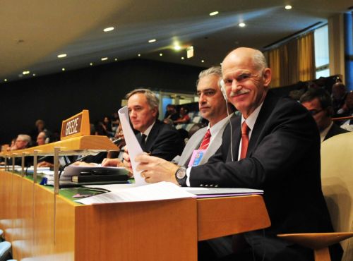 Πρόσκληση για επενδύσεις απηύθυνε ο Γιώργος Παπανδρέου στη Γουόλ Στριτ