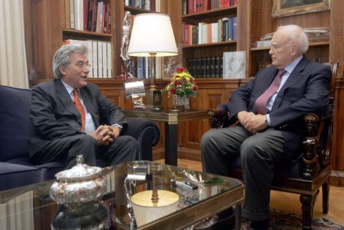 Για κοινωνικά δίκαιη τιμολογιακή πολιτική δεσμεύεται ο πρόεδρος της ΔΕΗ