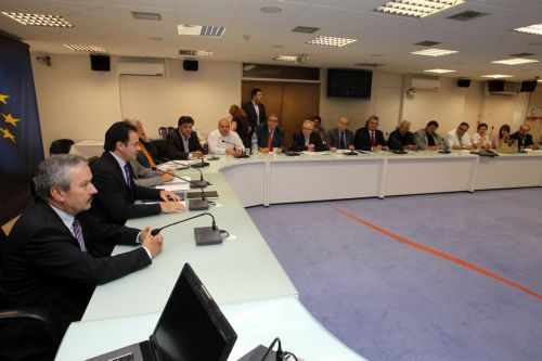 Τροποποιήσεις στο σχέδιο νόμου για την περαίωση προωθεί το υπουργείο Οικονομικών