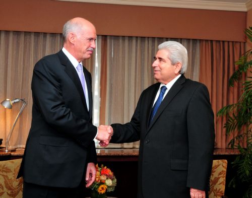 Επαφές Παπανδρέου με Χριστόφια και Γκιουλ στη Νέα Υόρκη