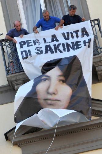 Ψήφισμα υπέρ της σωτηρίας της Ιρανής Σακινέχ Αστιανί υιοθέτησε η Ευρωβουλή