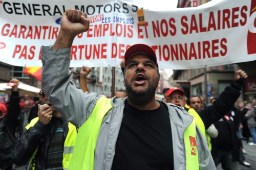 Υπερψηφίστηκε επί της αρχής η αύξηση του ορίου ηλικίας των συντάξεων στη Γαλλία