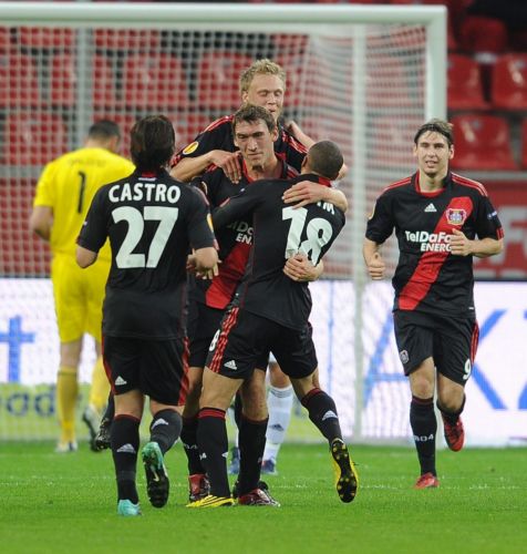 Tεσσάρα της Λεβερκούζεν επί της Ρόζενμποργκ, νίκες για Ντιναμό και Ζενίτ