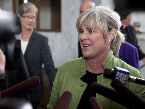 Επιστρέφει στην υπηρεσία Αμερικανή στρατιωτική νοσοκόμα, που είχε αποκαλύψει την ομοφυλοφιλία της